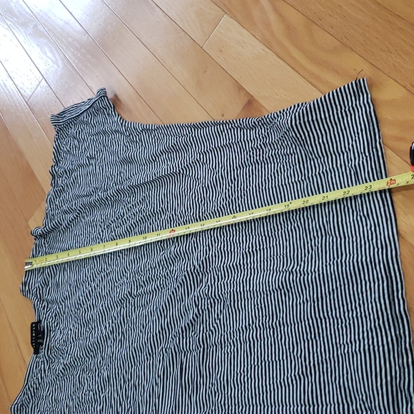 Top L - Picture 7 of 11